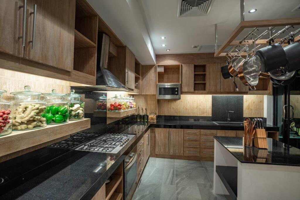 Villa In The Park, Whole House'S Suitable For Family'S Vacation Phuket Ngoại thất bức ảnh